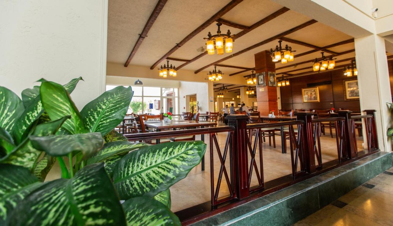 Marina Wadi Degla Hotel Ain Sukhna Exterior photo