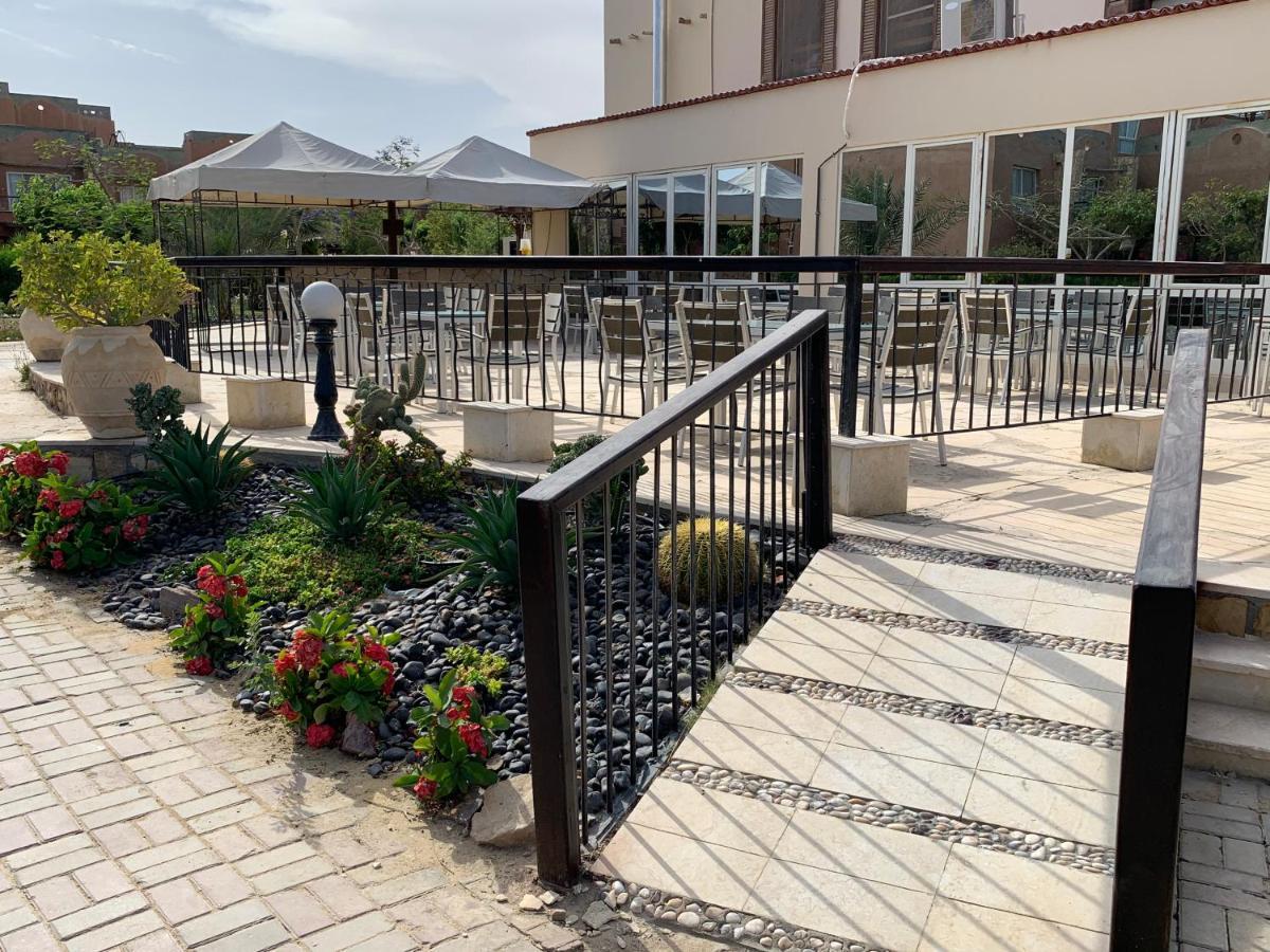 Marina Wadi Degla Hotel Ain Sukhna Exterior photo