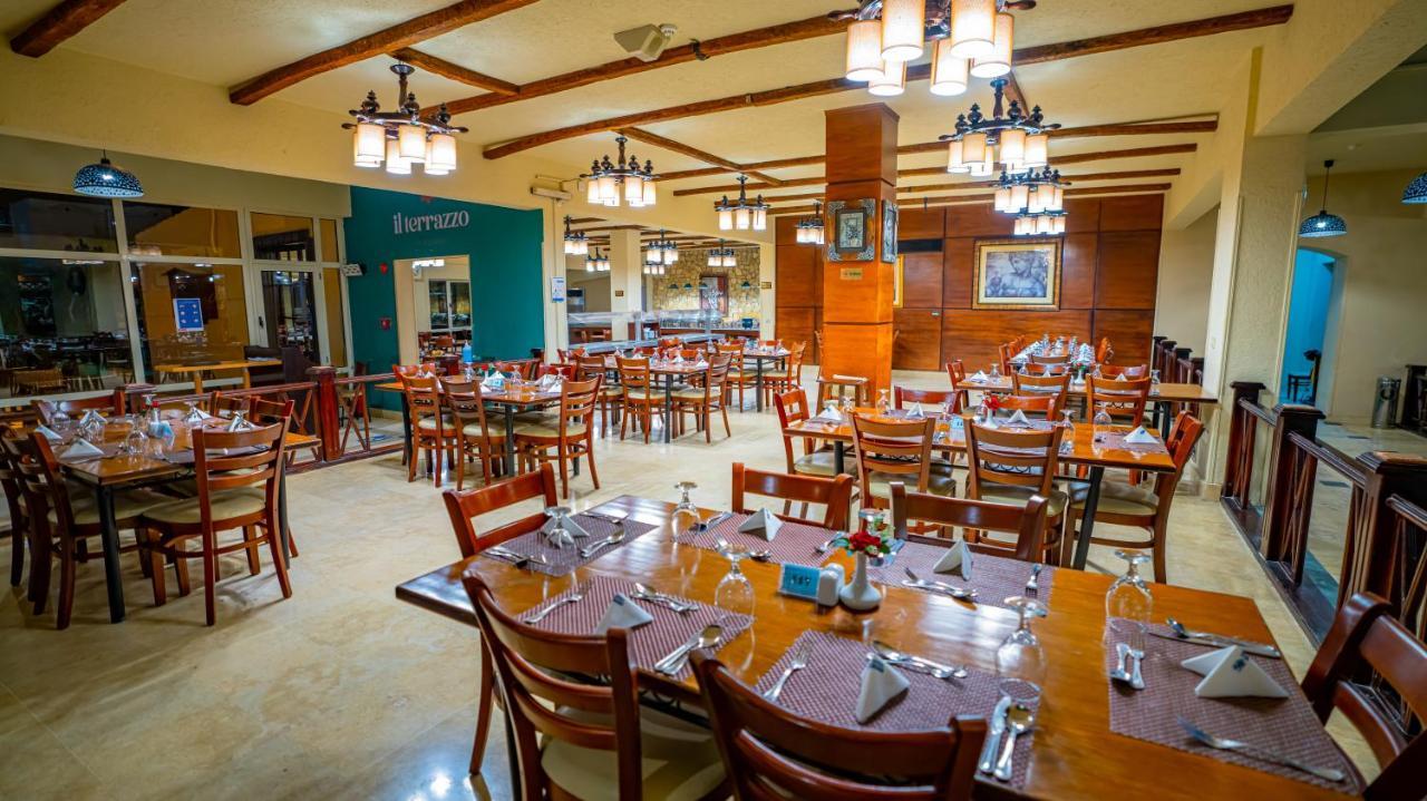 Marina Wadi Degla Hotel Ain Sukhna Exterior photo